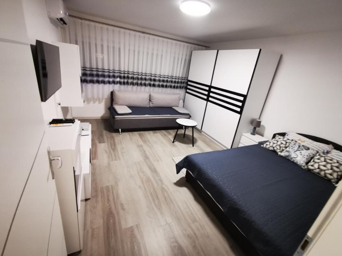 Ema Studio Apartman Карловац Екстериор снимка