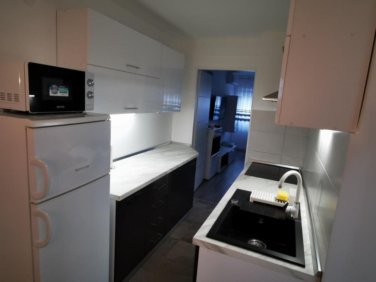 Ema Studio Apartman Карловац Екстериор снимка