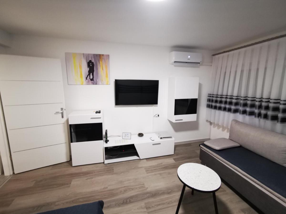 Ema Studio Apartman Карловац Екстериор снимка